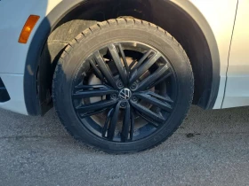 VW Tiguan R LINE BLACK EDITION * 2 KEYS* PANO* CARFAX * - 19300 € / 37747.52 лв. - 12561009 7 | Car24.bg VW Tiguan R LINE BLACK EDITION * 2 KEYS* PANO* CARFAX * - 19300 € / 37747.52 лв. - 12561009 7