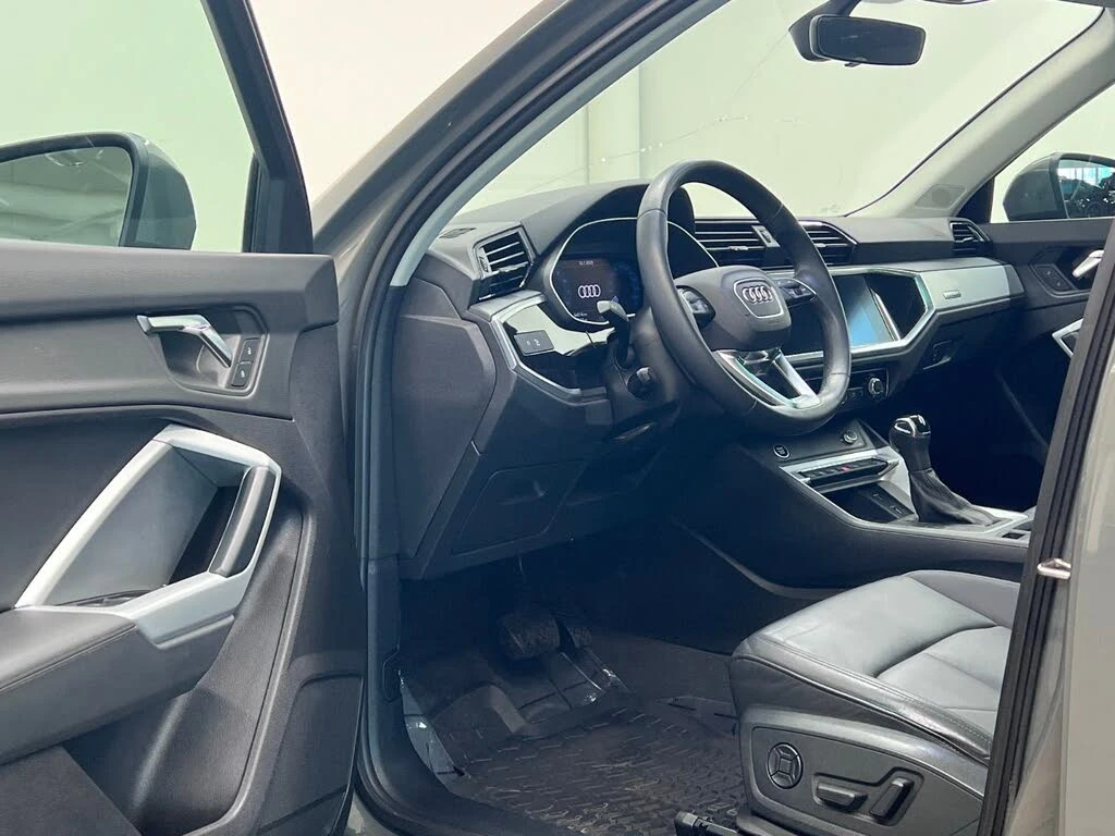 Audi Q3 quattro Komfort 40 TFSI * АвтоКредит* (ЦЕНА ДО БГ) - изображение 8 | Auto.bg Audi Q3 quattro Komfort 40 TFSI * АвтоКредит* (ЦЕНА ДО БГ) - изображение 8