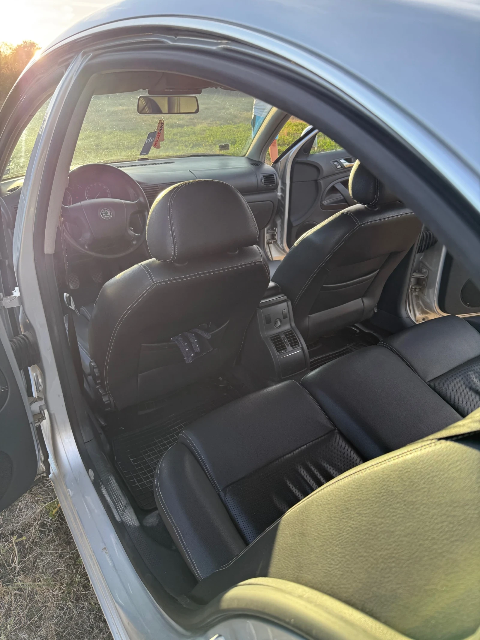 Skoda Superb 2.0tdi BSS - изображение 8 | Auto.bg Skoda Superb 2.0tdi BSS - изображение 8