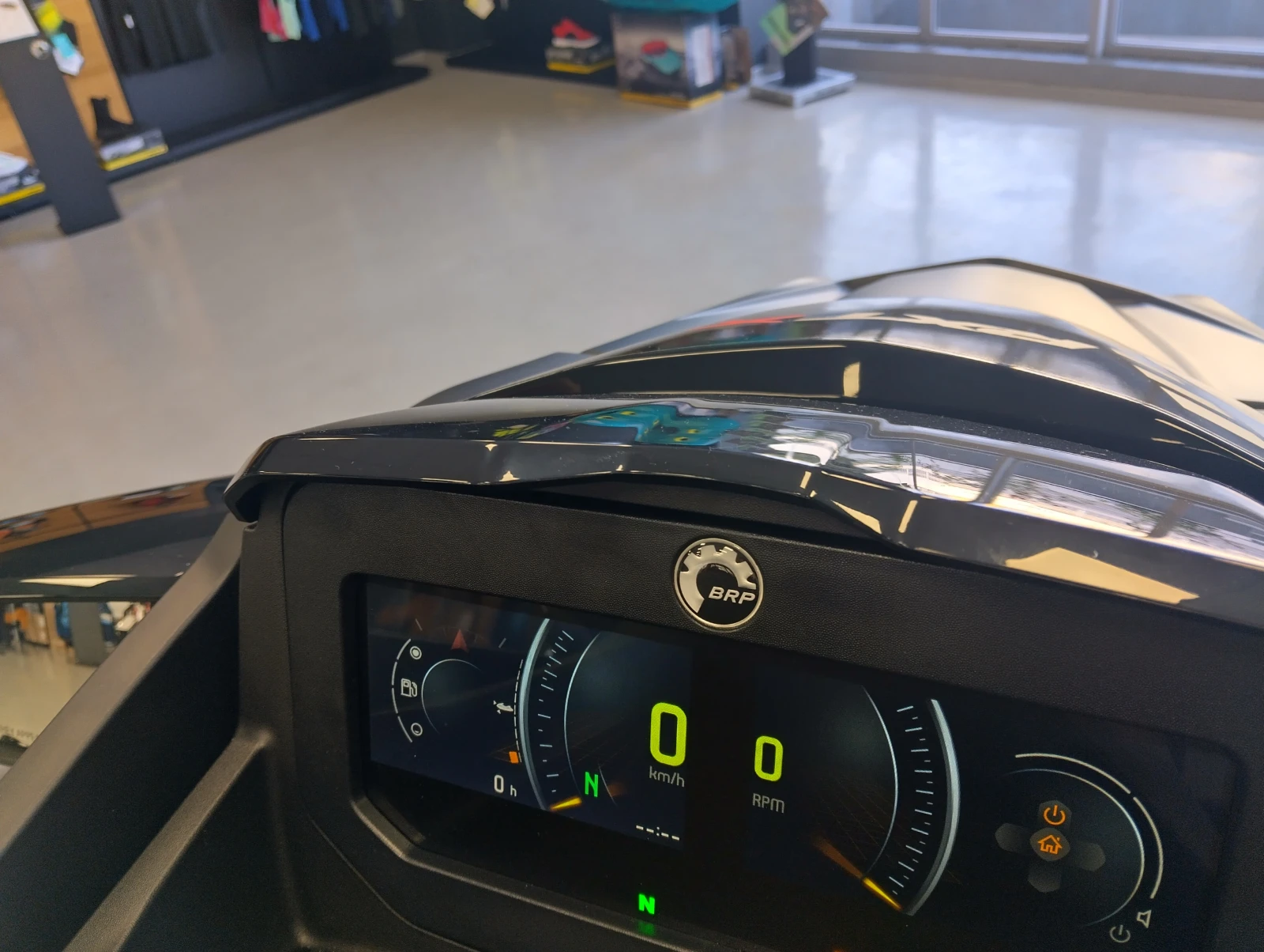 Джет Bombardier Sea Doo  RXT-X RS 325 - изображение 10 | Auto.bg Джет Bombardier Sea Doo  RXT-X RS 325 - изображение 10