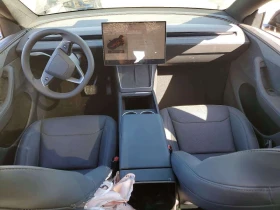Tesla Model Y Long Range / Carfax / Застраховател | Auto.bg — изображение 8 Tesla Model Y Long Range / Carfax / Застраховател | Auto.bg — изображение 8