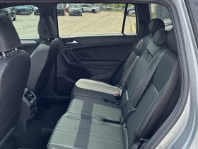 VW Tiguan Comfortline R-Line Black Edition * CARFAX | Auto.bg — изображение 8 VW Tiguan Comfortline R-Line Black Edition * CARFAX | Auto.bg — изображение 8
