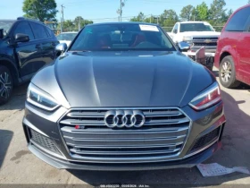 Снимка Audi S5