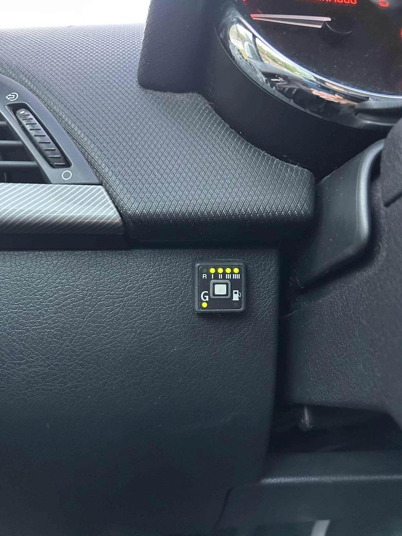 Peugeot 207 Edition 1.4i LPG - изображение 2 | Auto.bg Peugeot 207 Edition 1.4i LPG - изображение 2