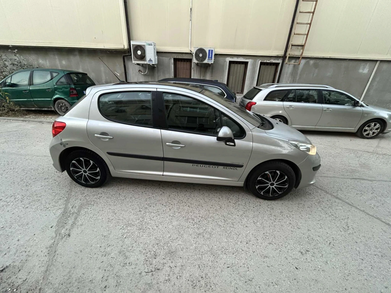 Peugeot 207 Edition 1.4i LPG - изображение 3 | Auto.bg Peugeot 207 Edition 1.4i LPG - изображение 3