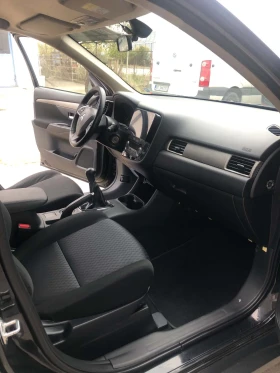 Mitsubishi Outlander undefined | Auto.bg — изображение 9 Mitsubishi Outlander undefined | Auto.bg — изображение 9