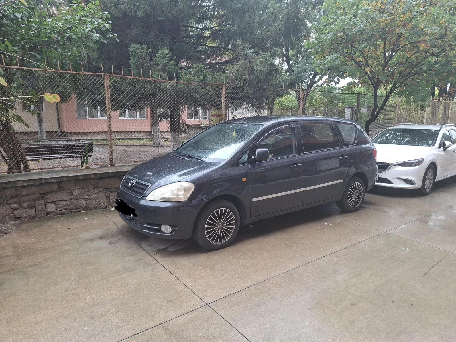 Toyota Avensis verso 2.0 D4D | Auto.bg — изображение 1 Toyota Avensis verso 2.0 D4D | Auto.bg — изображение 1