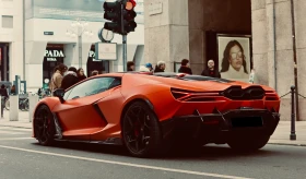 Lamborghini Revuelto 6.5 V12 HPEV 4WD | Auto.bg — изображение 5 Lamborghini Revuelto 6.5 V12 HPEV 4WD | Auto.bg — изображение 5