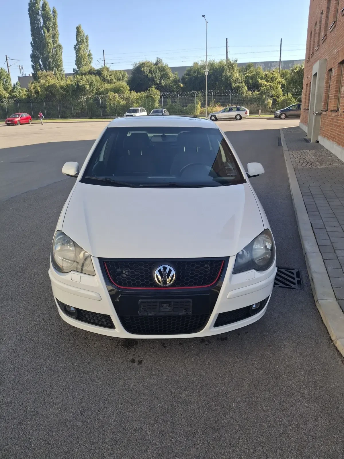 VW Polo 1.8t top swiss - изображение 3 | Auto.bg VW Polo 1.8t top swiss - изображение 3