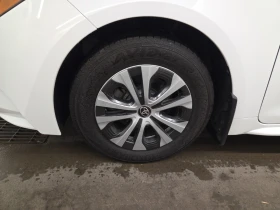 Toyota Corolla Hybrid LE CVT AWD * CARFAX * АВТО КРЕДИТ * | Auto.bg — изображение 6 Toyota Corolla Hybrid LE CVT AWD * CARFAX * АВТО КРЕДИТ * | Auto.bg — изображение 6
