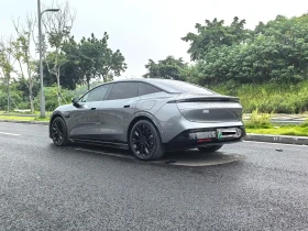 Zeekr 7X 007 2024 AWD Edition 100kWh | Auto.bg — изображение 2 Zeekr 7X 007 2024 AWD Edition 100kWh | Auto.bg — изображение 2