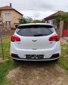 Kia Ceed 1.6crdi - 4500 € / 8801.24 лв. - 46091335 5 | Car24.bg Kia Ceed 1.6crdi - 4500 € / 8801.24 лв. - 46091335 5