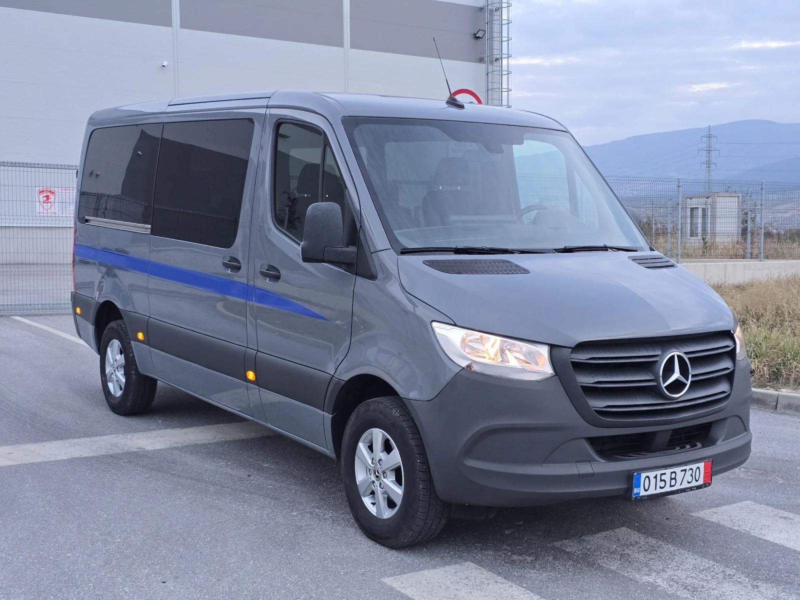 Mercedes-Benz Sprinter 316 2.2CDi/163ks/8+ 1/EU6/БАРТЕР! - изображение 2 | Auto.bg Mercedes-Benz Sprinter 316 2.2CDi/163ks/8+ 1/EU6/БАРТЕР! - изображение 2