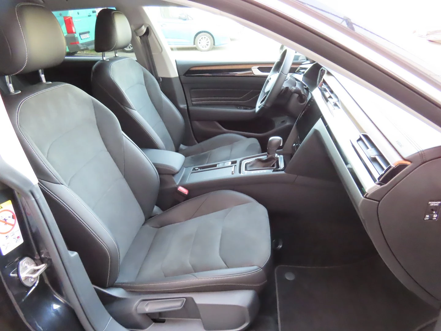 VW Arteon Elegance 2.0 TSI OPF DSG - изображение 6 | Auto.bg VW Arteon Elegance 2.0 TSI OPF DSG - изображение 6