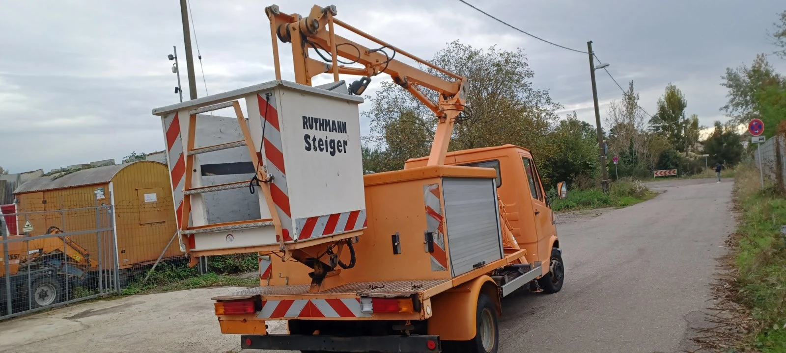 Автовишка Mercedes-Benz 410 - изображение 6 | Auto.bg Автовишка Mercedes-Benz 410 - изображение 6