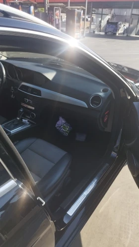 Mercedes-Benz C 220 - 7000 € - 63773885 4 | Car24.bg Mercedes-Benz C 220 - 7000 € - 63773885 4