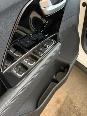 Kia Niro Plug in Hybrid - 14400 € / 28163.95 лв. - 80019664 14 | Car24.bg Kia Niro Plug in Hybrid - 14400 € / 28163.95 лв. - 80019664 14