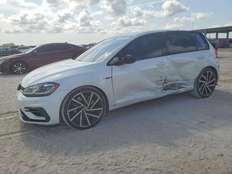 VW Golf R* DIGITAL* AWD* АВТОКРЕДИТИРАНЕ - 13499 € / 26401.75 лв. - 90763181 1 | Car24.bg VW Golf R* DIGITAL* AWD* АВТОКРЕДИТИРАНЕ - 13499 € / 26401.75 лв. - 90763181 1