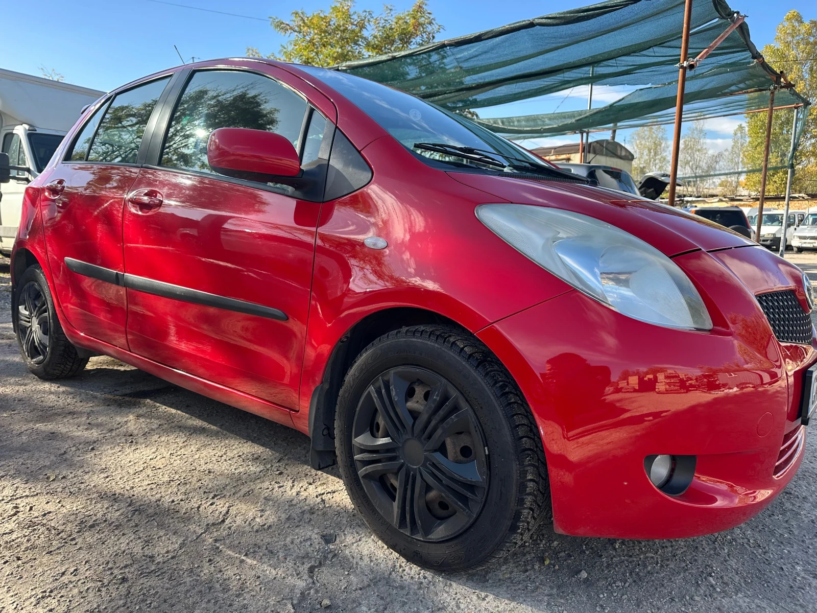 Toyota Yaris 1.3 бензин - изображение 2 | Auto.bg Toyota Yaris 1.3 бензин - изображение 2