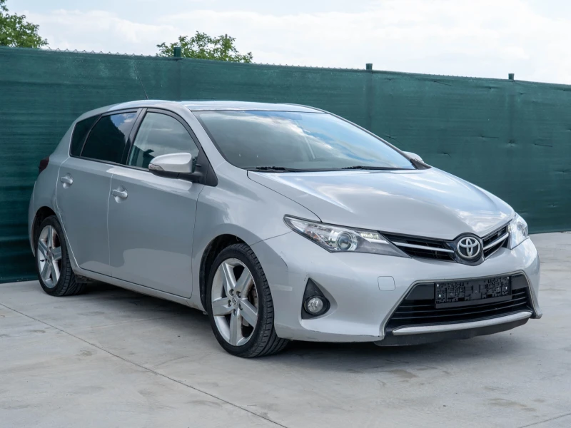 Toyota Auris Panorama - 4500 € / 8801.24 лв. - 38763476 1 | Car24.bg Toyota Auris Panorama - 4500 € / 8801.24 лв. - 38763476 1