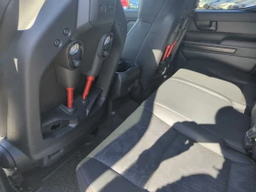 Toyota Tacoma * Hybrid * CARFAX * ОПЦИЯ ЗА ФИНАНСИРАНЕ | Auto.bg — изображение 12 Toyota Tacoma * Hybrid * CARFAX * ОПЦИЯ ЗА ФИНАНСИРАНЕ | Auto.bg — изображение 12