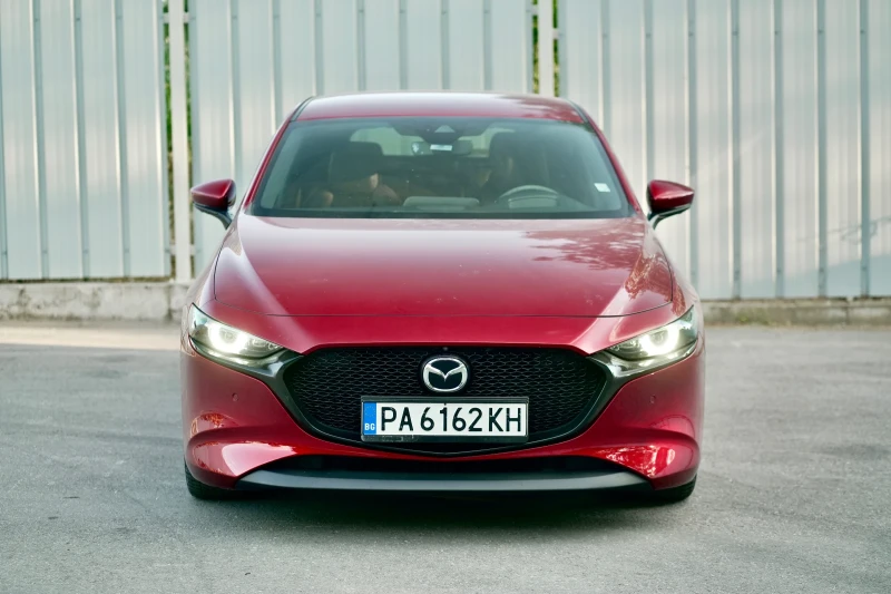 Mazda 3 2.0 122кс* Автомат* 68000км* 1ви собственик - 18499 € - 27477483 1 | Car24.bg Mazda 3 2.0 122кс* Автомат* 68000км* 1ви собственик - 18499 € - 27477483 1