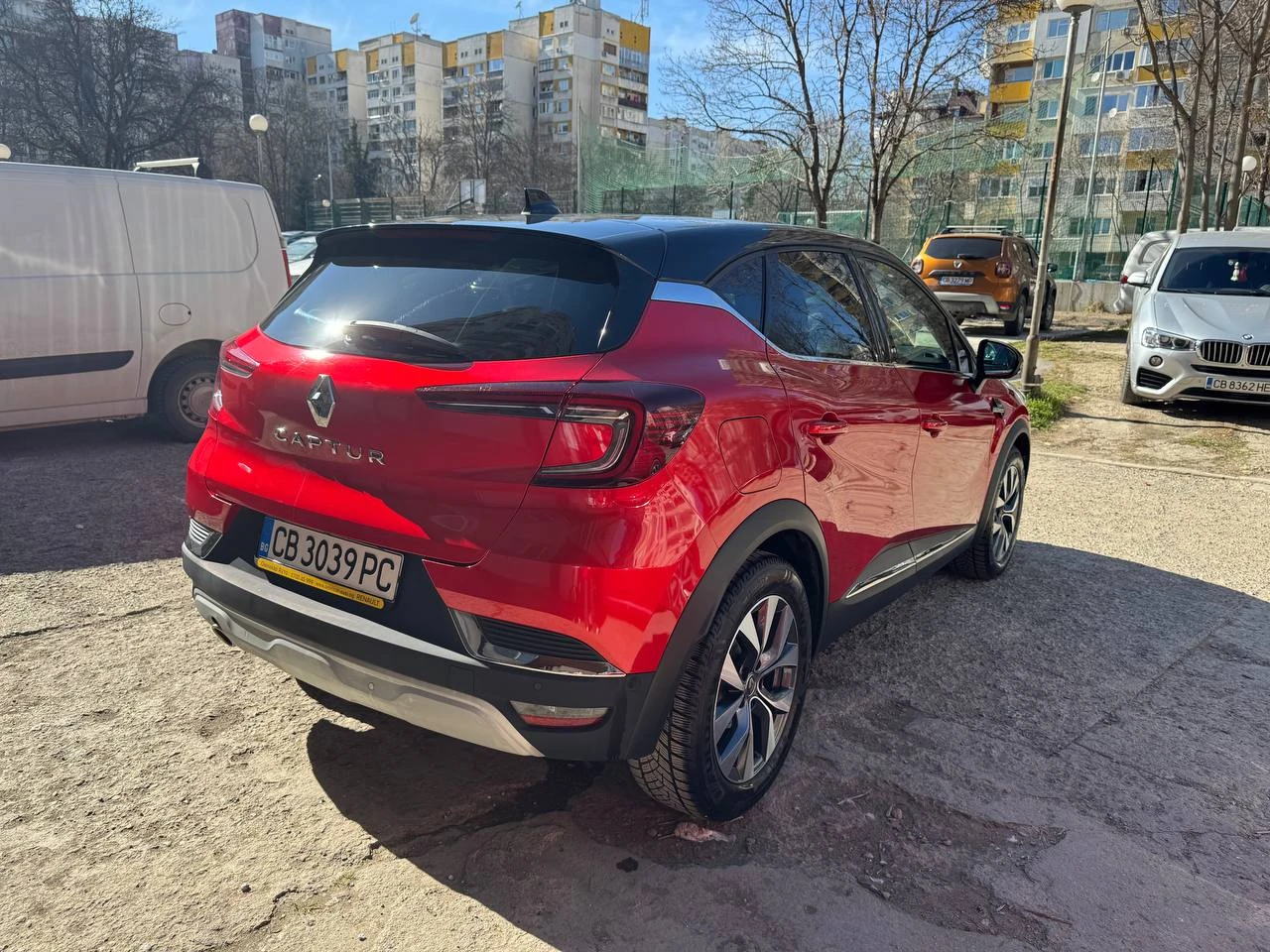 Renault Captur  Intens TCe 130 EDC7 - изображение 8 | Auto.bg Renault Captur  Intens TCe 130 EDC7 - изображение 8