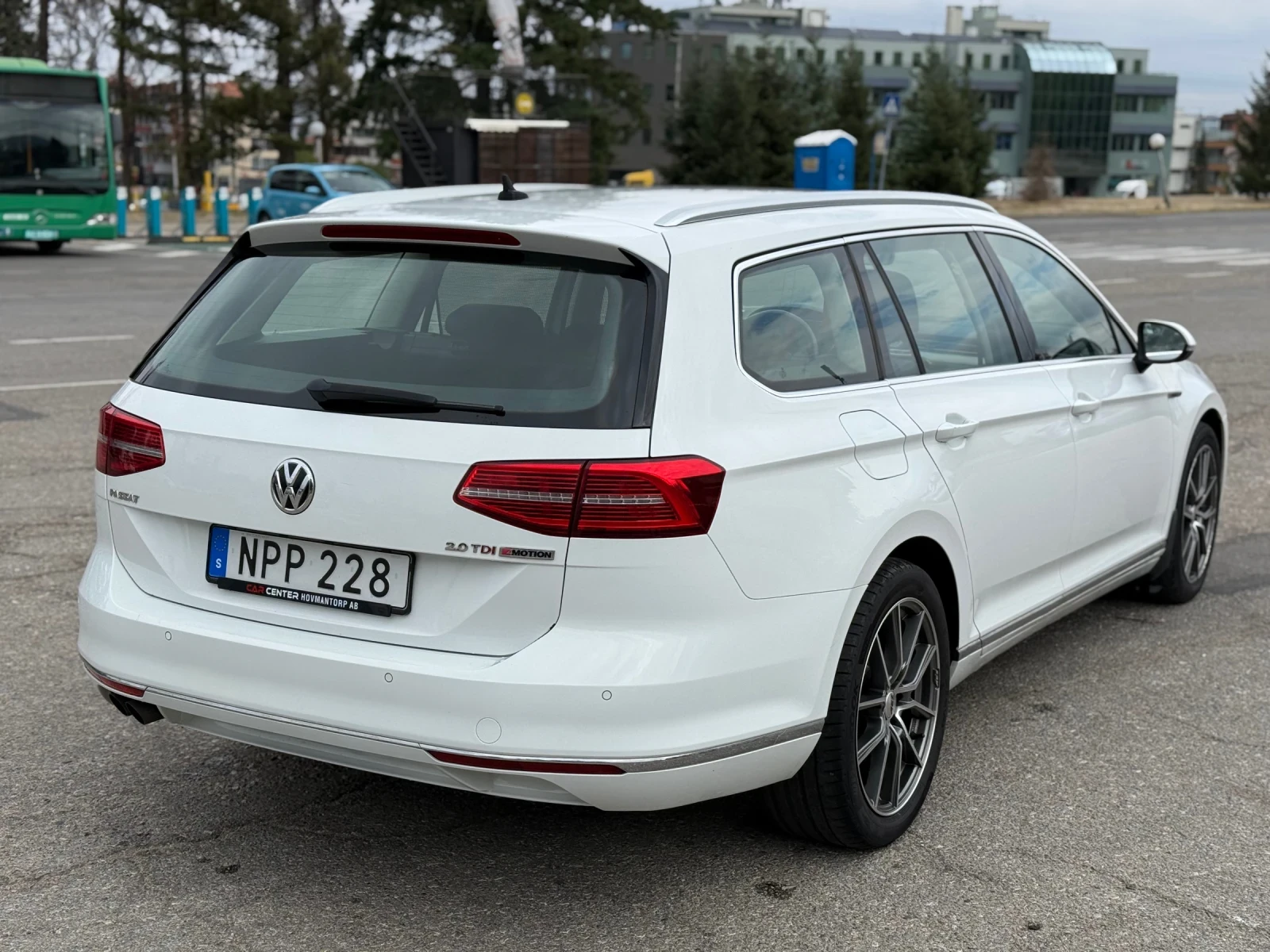 VW Passat 2.0 TDI 4Motion - изображение 6 | Auto.bg VW Passat 2.0 TDI 4Motion - изображение 6