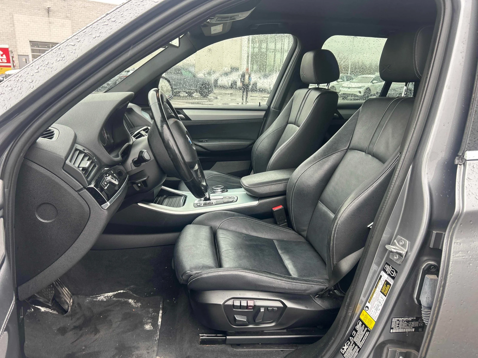 BMW X3 XDRIVE28d CARFAX АВТО КРЕДИТ - изображение 10 | Auto.bg BMW X3 XDRIVE28d CARFAX АВТО КРЕДИТ - изображение 10