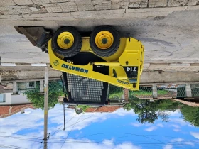 Мини челни товарачи Komatsu SK714 | Auto.bg — изображение 2 Мини челни товарачи Komatsu SK714 | Auto.bg — изображение 2
