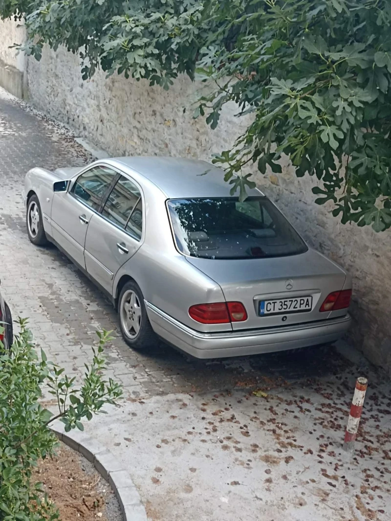 Mercedes-Benz E 200 - 1300 € - 12270796 1 | Car24.bg Mercedes-Benz E 200 - 1300 € - 12270796 1