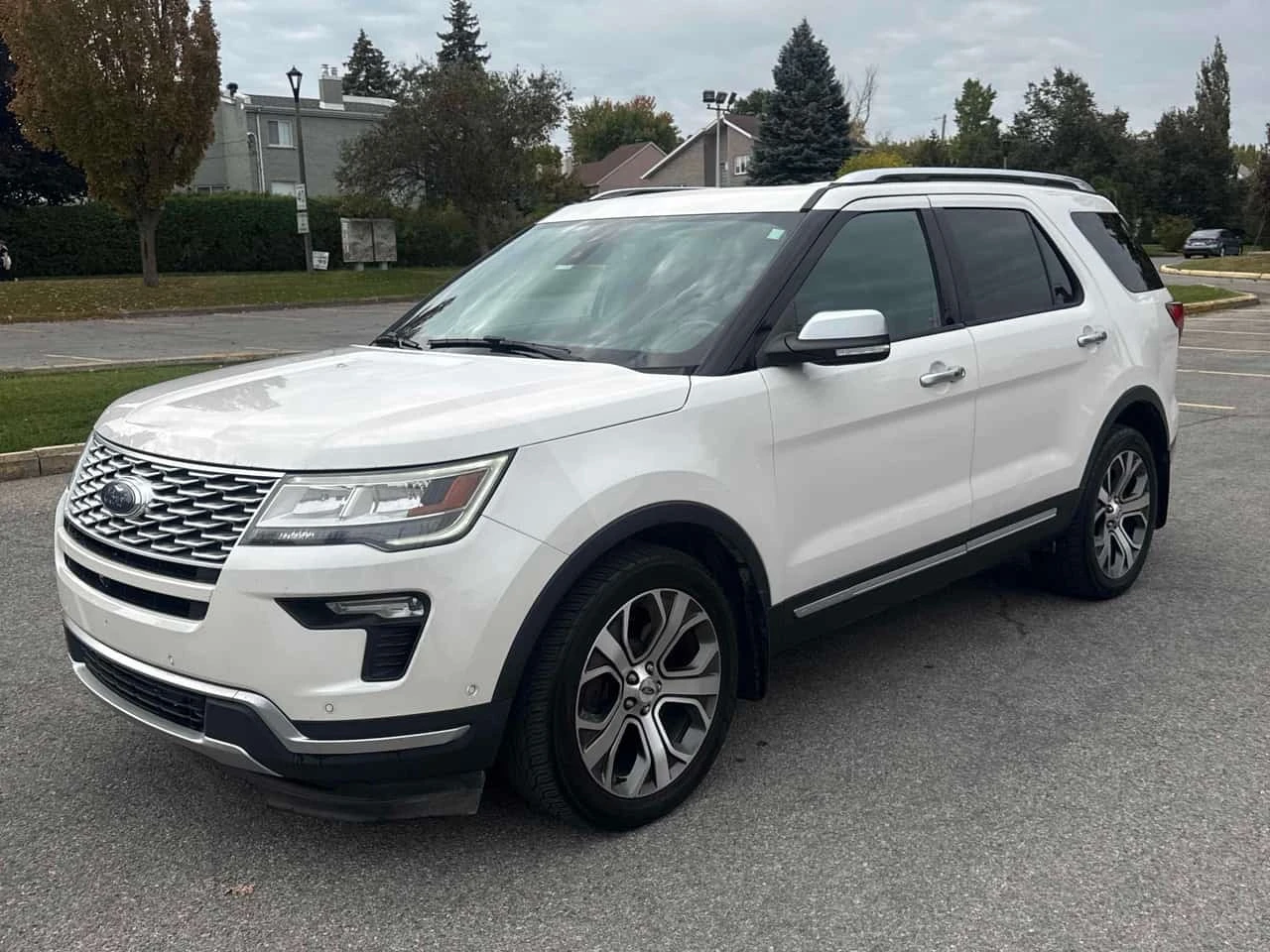 Ford Explorer Platinum | CARFAX | БЕЗ ИНЦИДЕНТИ | Auto.bg — изображение 1 Ford Explorer Platinum | CARFAX | БЕЗ ИНЦИДЕНТИ | Auto.bg — изображение 1