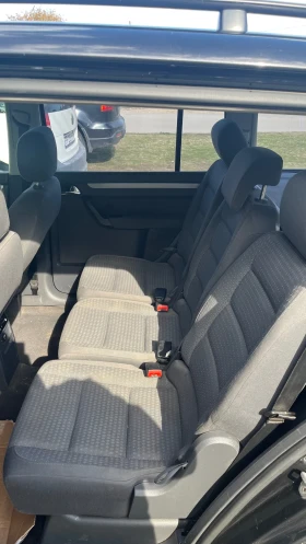 VW Touran 1.9 - 2000 € - 31467066 9 | Car24.bg VW Touran 1.9 - 2000 € - 31467066 9
