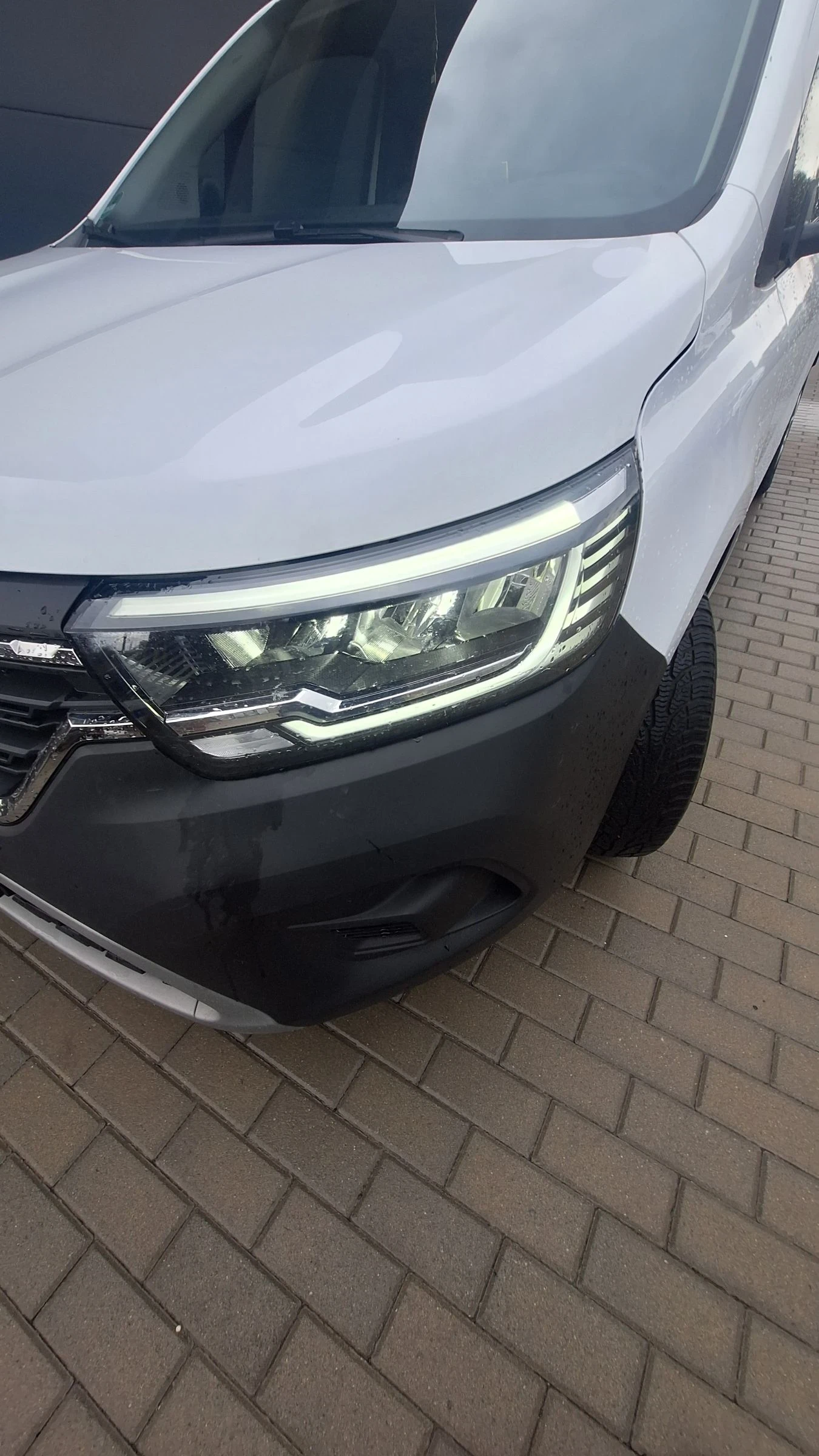 Renault Kangoo 1, 5dci 116ps - изображение 9 | Auto.bg Renault Kangoo 1, 5dci 116ps - изображение 9