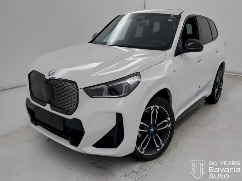 BMW iX1 20 eDrive M Sport Paket - 46200 € / 90359.35 лв. - 92255650 1 | Car24.bg BMW iX1 20 eDrive M Sport Paket - 46200 € / 90359.35 лв. - 92255650 1