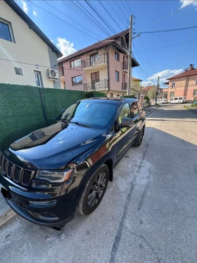 Jeep Grand cherokee Overland 5.7 hemi LPG - 29500 € - 58908318 2 | Car24.bg Jeep Grand cherokee Overland 5.7 hemi LPG - 29500 € - 58908318 2