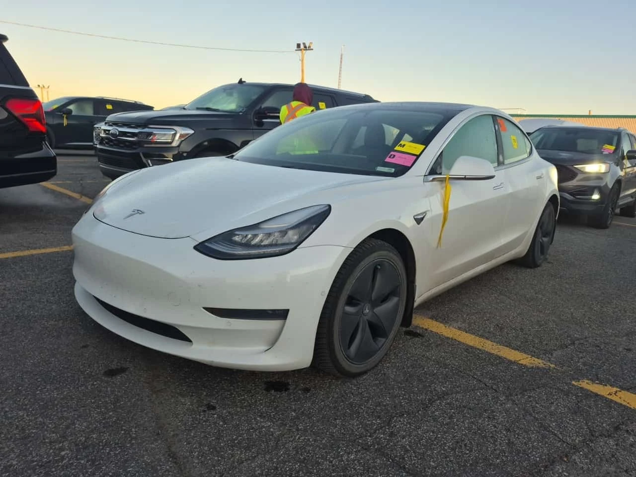 Tesla Model 3 * LONG RANGE * АВТОКРЕДИТ БЕЗ ПЪРВОНАЧАЛНА ВНОСКА* | Auto.bg — изображение 1 Tesla Model 3 * LONG RANGE * АВТОКРЕДИТ БЕЗ ПЪРВОНАЧАЛНА ВНОСКА* | Auto.bg — изображение 1