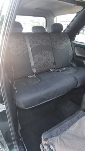 Land Rover Defender 2.0 TD HARD TOP | Auto.bg — изображение 12 Land Rover Defender 2.0 TD HARD TOP | Auto.bg — изображение 12