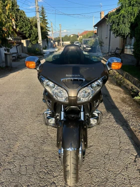 Honda Gold Wing 1800 | Auto.bg — изображение 14 Honda Gold Wing 1800 | Auto.bg — изображение 14