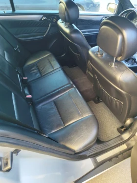 Mercedes-Benz C 320 undefined | Auto.bg — изображение 12 Mercedes-Benz C 320 undefined | Auto.bg — изображение 12
