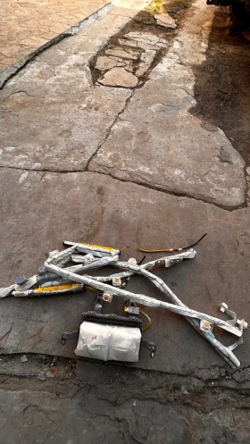 Toyota Prius faceilft 3 броя | Auto.bg — изображение 4 Toyota Prius faceilft 3 броя | Auto.bg — изображение 4