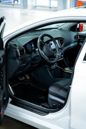 Hyundai Ioniq - 34990 лв. / 17890.10 € - 82874635 5 | Car24.bg Hyundai Ioniq - 34990 лв. / 17890.10 € - 82874635 5