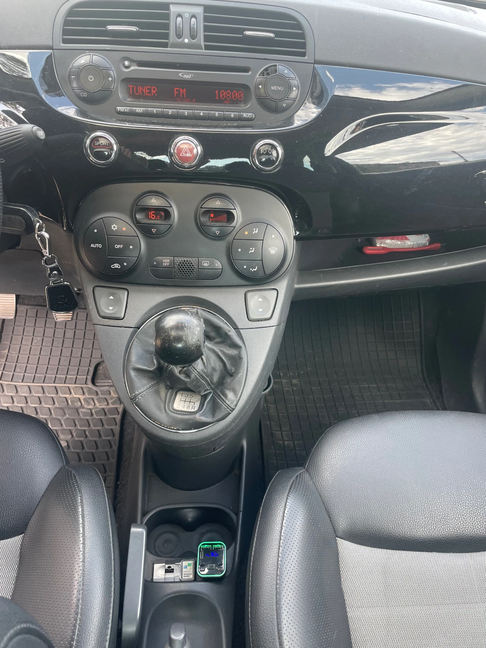 Fiat 500 1.4 SPORT ПАНОРАМА - изображение 10 | Auto.bg Fiat 500 1.4 SPORT ПАНОРАМА - изображение 10