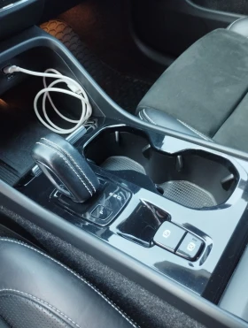 Volvo XC40 R Design | Auto.bg — изображение 12 Volvo XC40 R Design | Auto.bg — изображение 12