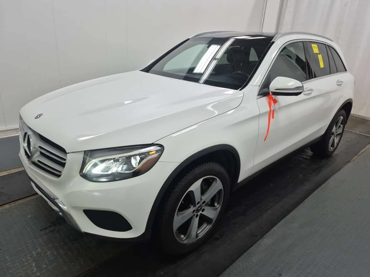 Mercedes-Benz GLC * 300 * CARFAX * ЦЕНА ДО БГ | Auto.bg — изображение 1 Mercedes-Benz GLC * 300 * CARFAX * ЦЕНА ДО БГ | Auto.bg — изображение 1