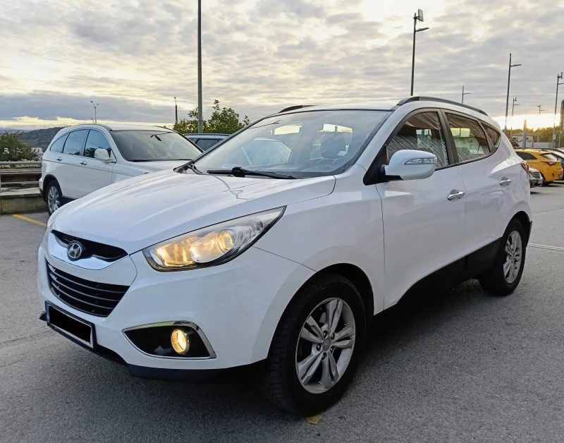 Hyundai IX35 4х4_136кс_6.скорст._NAVI_4л/100км_Първи собственик - 8880 € - 20116893 1 | Car24.bg Hyundai IX35 4х4_136кс_6.скорст._NAVI_4л/100км_Първи собственик - 8880 € - 20116893 1