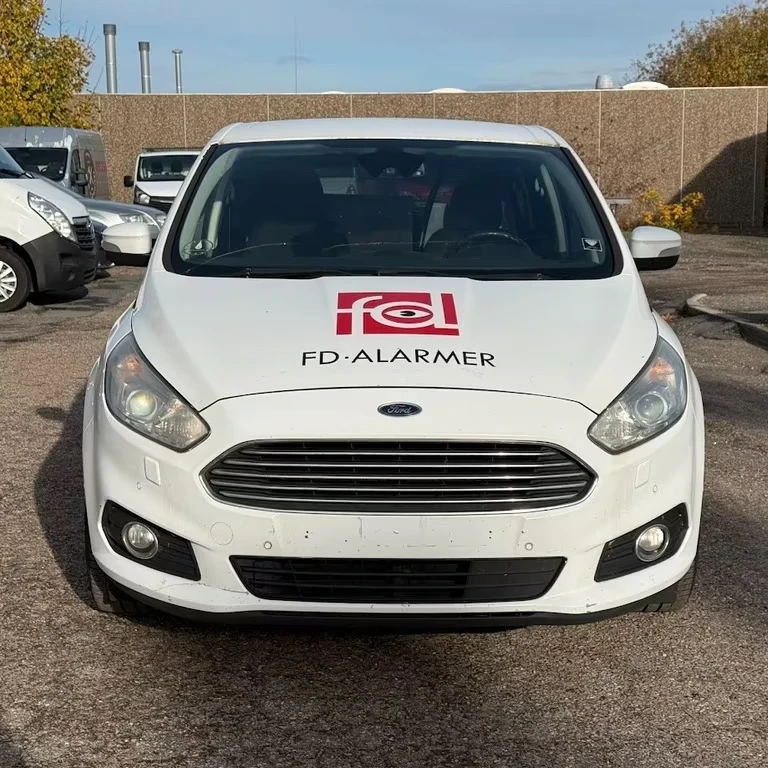 Ford S-Max 2.0 Trend 150кс - 4400 € / 8605.65 лв. - 44880457 1 | Car24.bg Ford S-Max 2.0 Trend 150кс - 4400 € / 8605.65 лв. - 44880457 1
