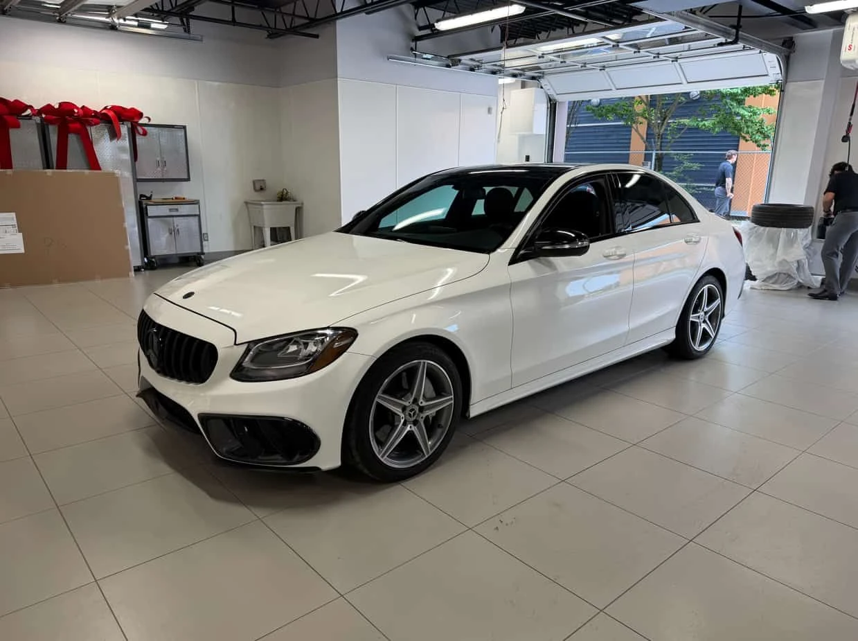 Mercedes-Benz C 300 CARFAX | Auto.bg — изображение 1 Mercedes-Benz C 300 CARFAX | Auto.bg — изображение 1