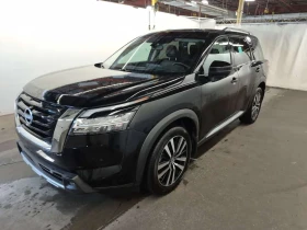 Снимка Nissan Pathfinder