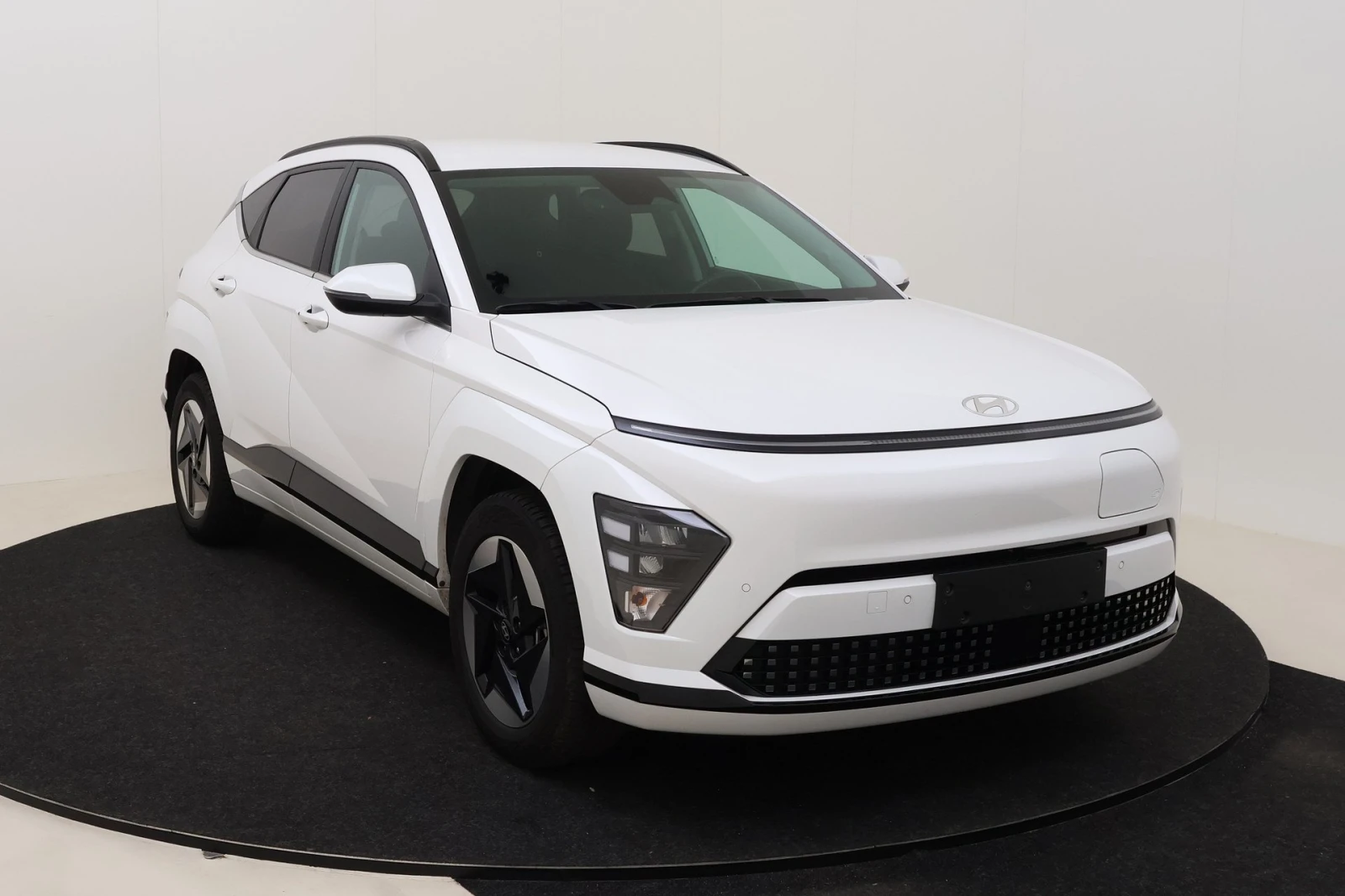 Hyundai Kona 48 kWh | Auto.bg — изображение 1 Hyundai Kona 48 kWh | Auto.bg — изображение 1